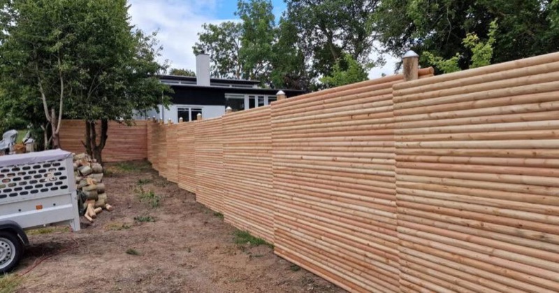 Raftehegn – monteret i have